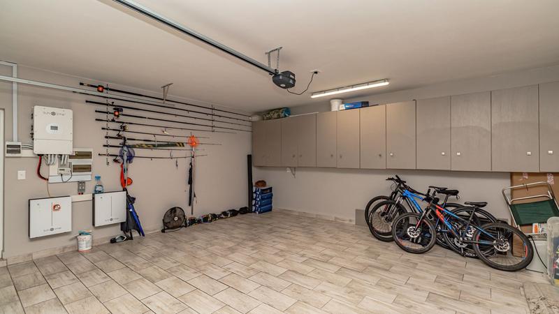 6 Bedroom Property for Sale in Outeniqua Strand Western Cape